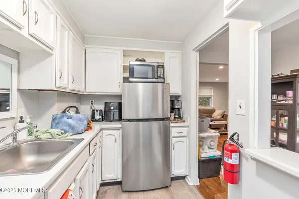 $2,250 | 32 Manor Drive, Unit 303, Red Bank, NJ 07701