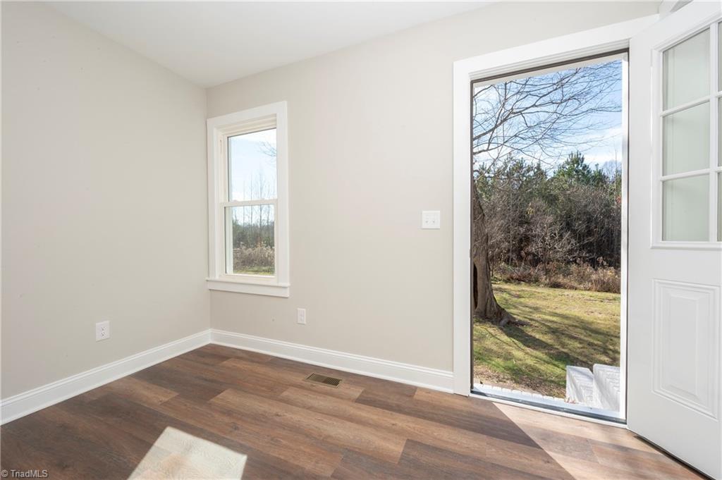 886 Thomas Road Lexington, NC 27295 - Photo 32 of 43 Gallery Image 32