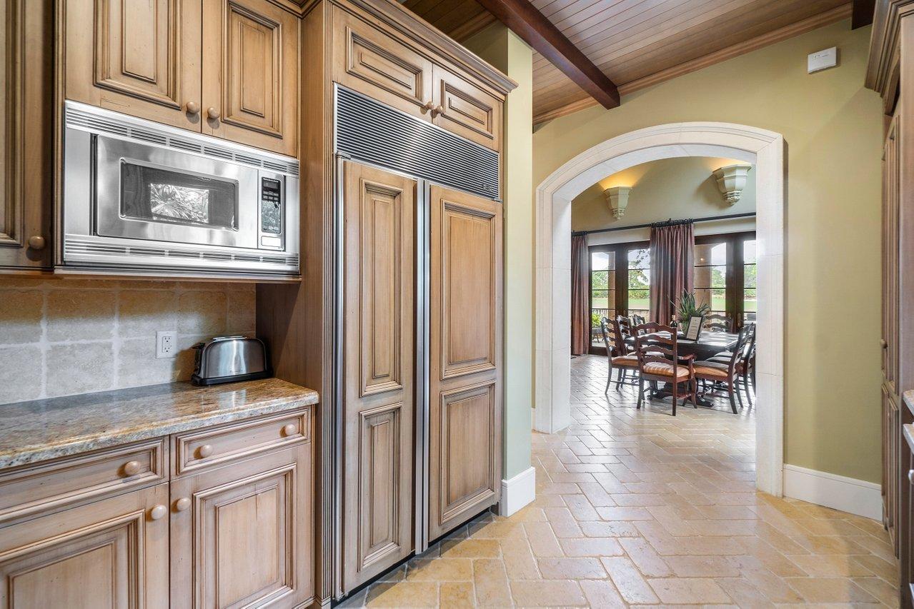 304 Villa Drive Jupiter, FL 33477 - Photo 14 of 48 016-304VillaDrive-Jupiter-FL-33477-SMALL