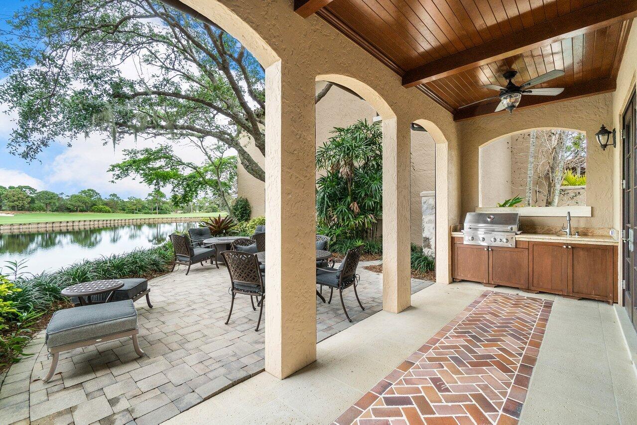 304 Villa Drive Jupiter, FL 33477 - Photo 20 of 48 030-304VillaDrive-Jupiter-FL-33477-SMALL