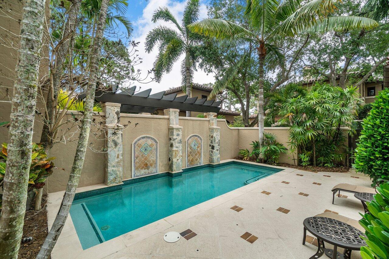 304 Villa Drive Jupiter, FL 33477 - Photo 23 of 48 035-304VillaDrive-Jupiter-FL-33477-SMALL