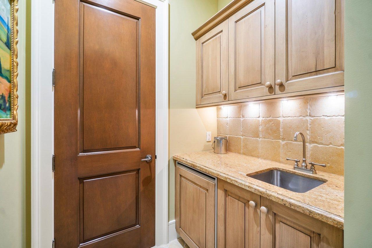 304 Villa Drive Jupiter, FL 33477 - Photo 33 of 48 024-304VillaDrive-Jupiter-FL-33477-SMALL