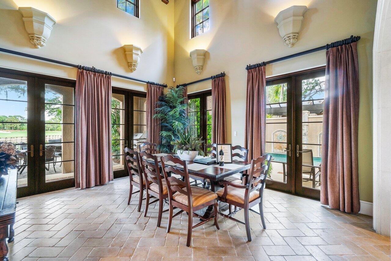 304 Villa Drive Jupiter, FL 33477 - Photo 7 of 48 009-304VillaDrive-Jupiter-FL-33477-SMALL