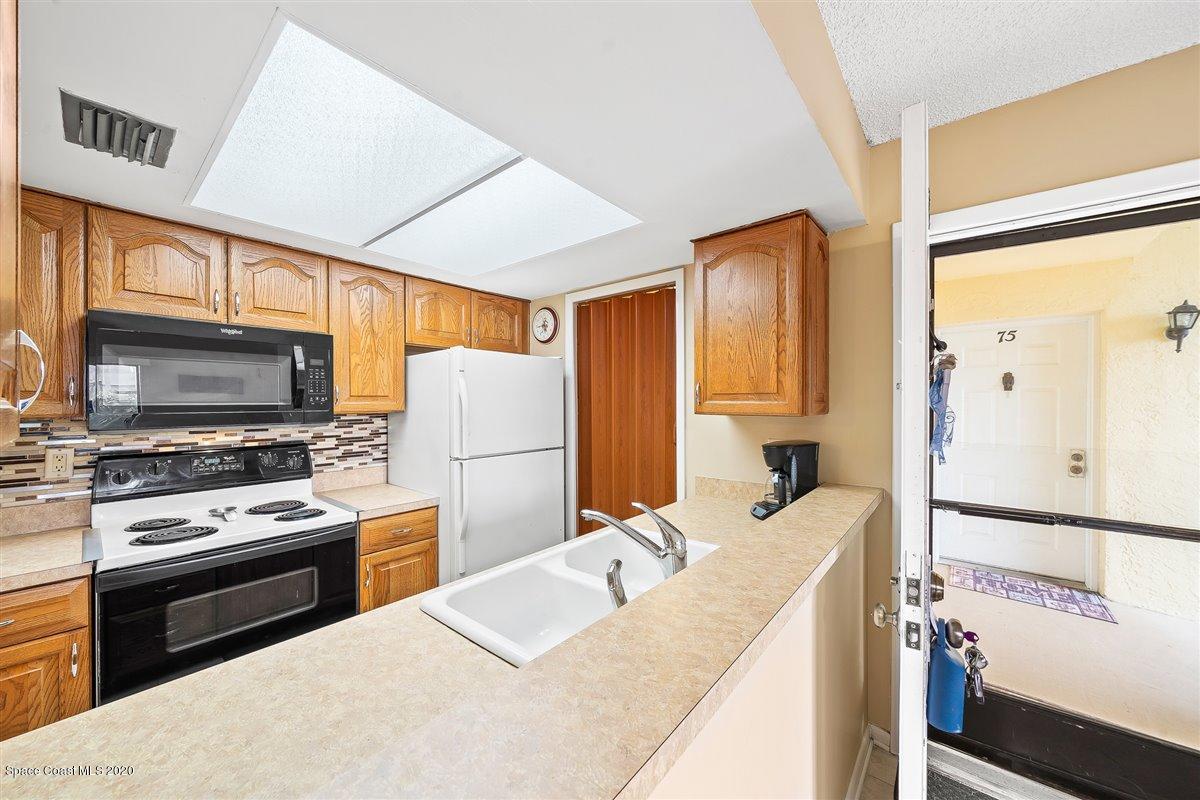 598 North Wickham Road, Unit 73 Melbourne, FL 32935 - Photo 14 of 33 16-DSC0072112