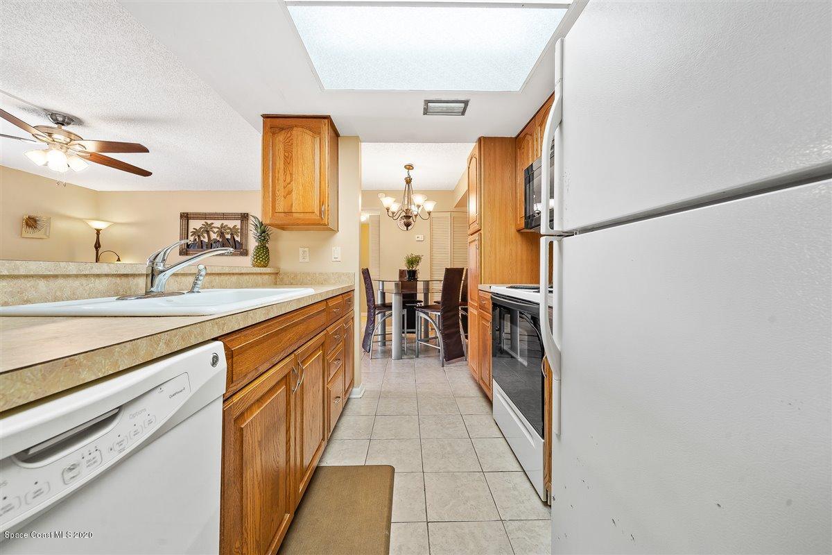 598 North Wickham Road, Unit 73 Melbourne, FL 32935 - Photo 16 of 33 18-DSC007129