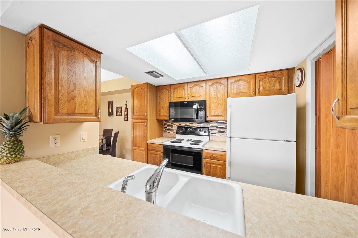 598 North Wickham Road, Unit 73 Melbourne, FL 32935 - Photo 18 of 33 20-DSC0072613