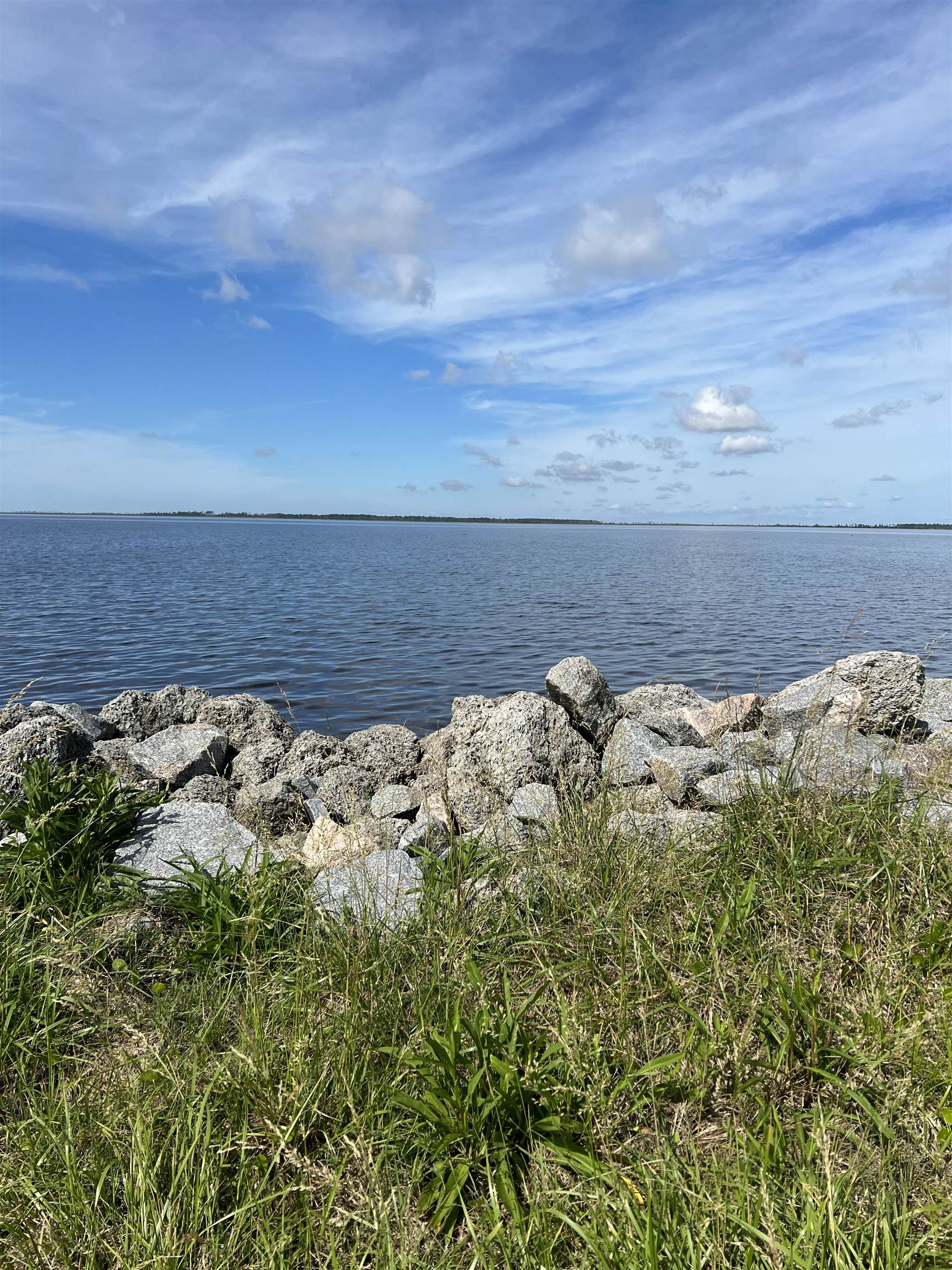 312 Bayview Drive Stumpy Point, NC 27978 - Photo 3 of 4