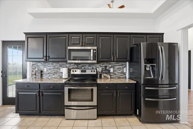 $889,000 | 292 Harris View Way, Melba, ID 83641