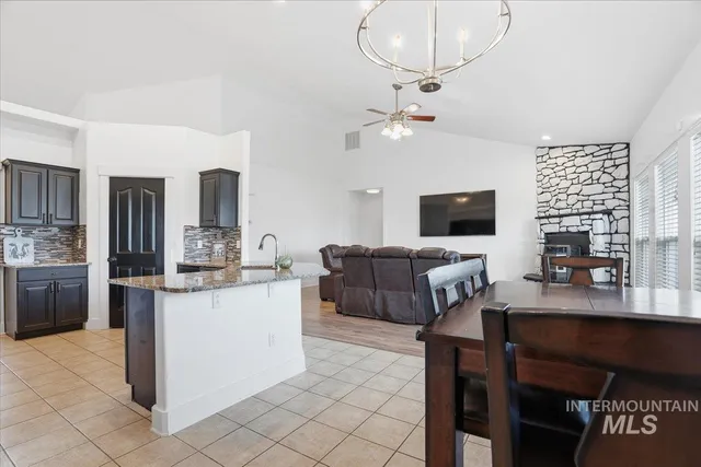 $889,000 | 292 Harris View Way, Melba, ID 83641