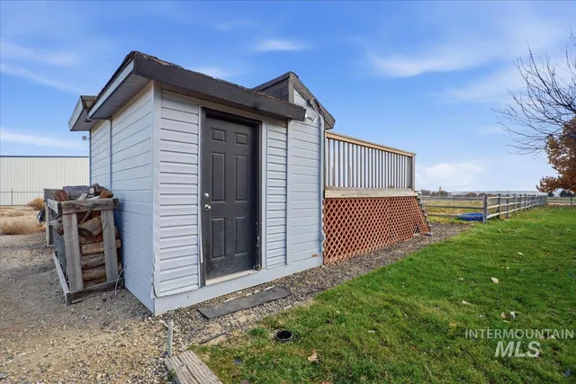 $889,000 | 292 Harris View Way, Melba, ID 83641