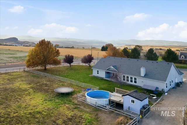 $889,000 | 292 Harris View Way, Melba, ID 83641
