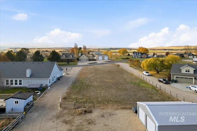 $889,000 | 292 Harris View Way, Melba, ID 83641
