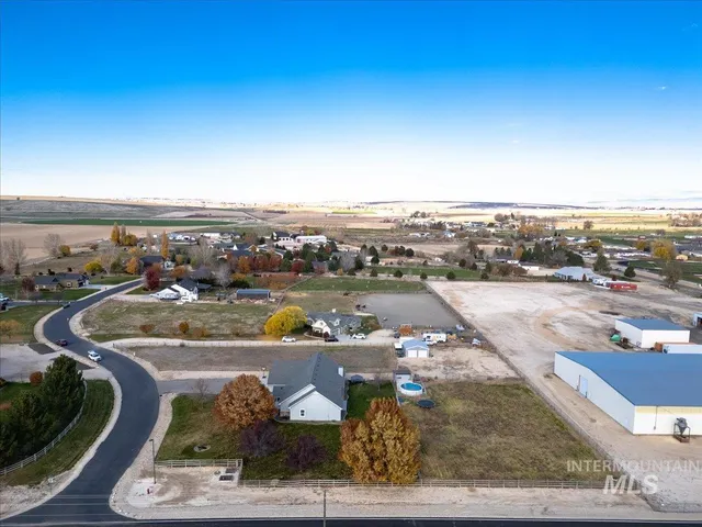 $889,000 | 292 Harris View Way, Melba, ID 83641