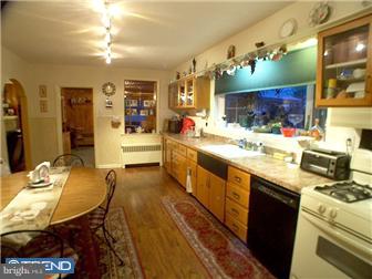 13440 Trevose Road Philadelphia, PA 19116 - Photo 7 of 12 Kitchen