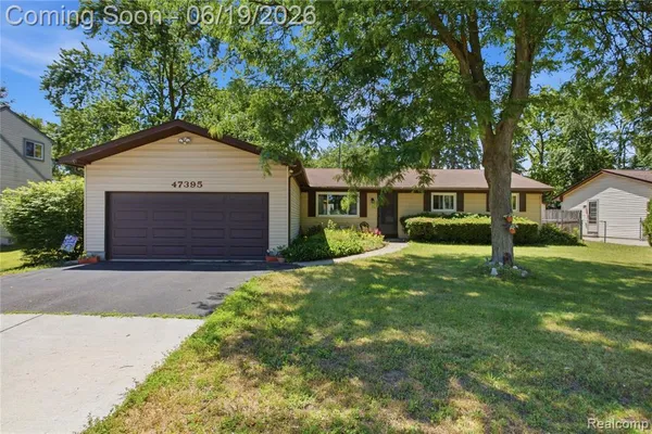 $250,000 | 47395 Dequindre Road, Rochester Hills, MI 48307