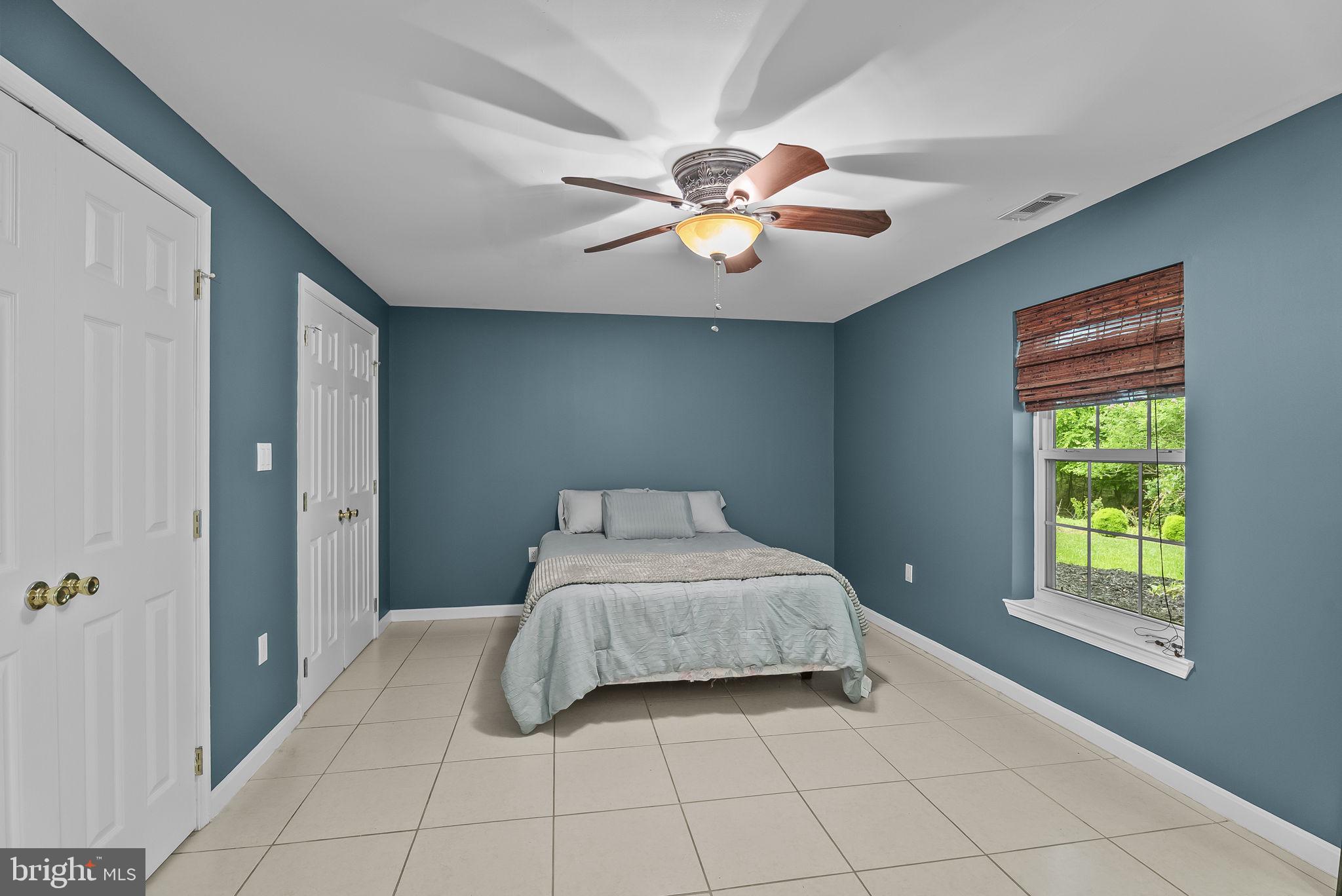 2015 Rosedale Lane Huntingtown, MD 20639 - Photo 43 of 63 basement bedroom #4