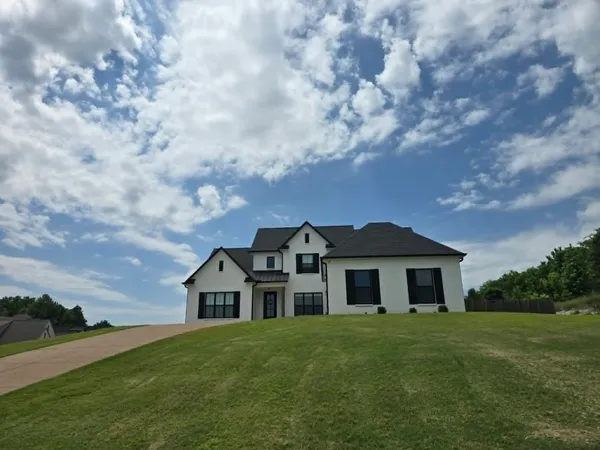 $549,900 | 25 Brook Field Drive, Somerville, TN 38068