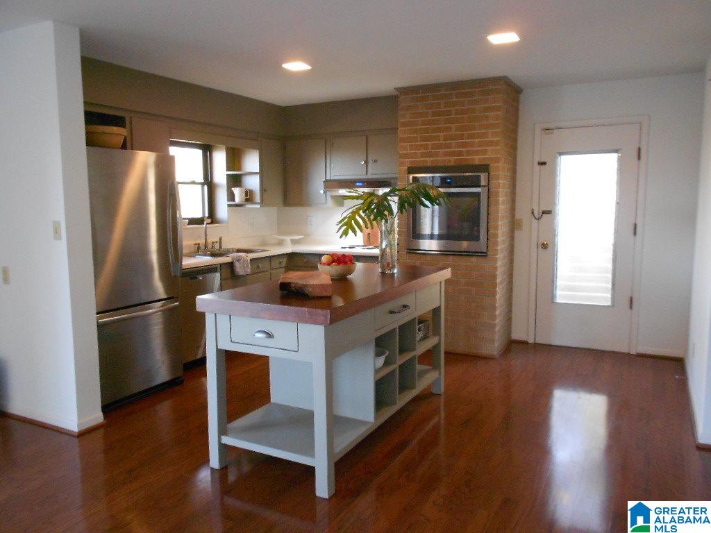 1140 Shades Crest Road Hoover, AL 35226 - Photo 12 of 38 Gallery Image 12