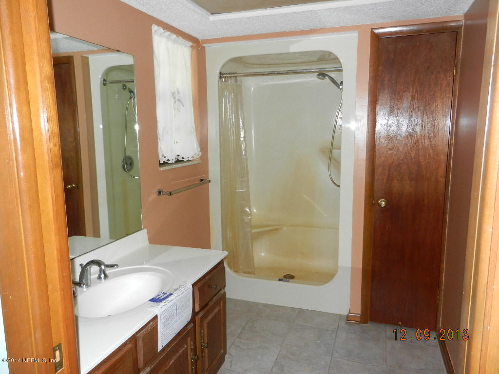 10232 Crystal Springs Road Jacksonville, FL 32221 - Photo 12 of 26 Bath 2