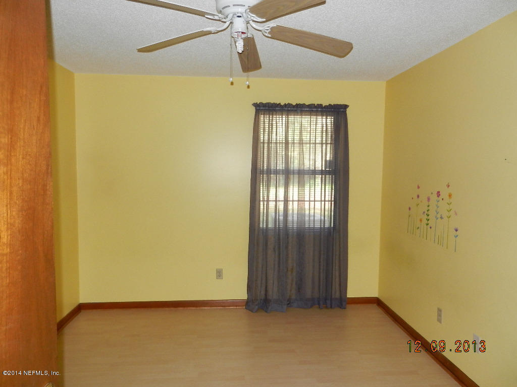 10232 Crystal Springs Road Jacksonville, FL 32221 - Photo 8 of 26 Bedroom 1