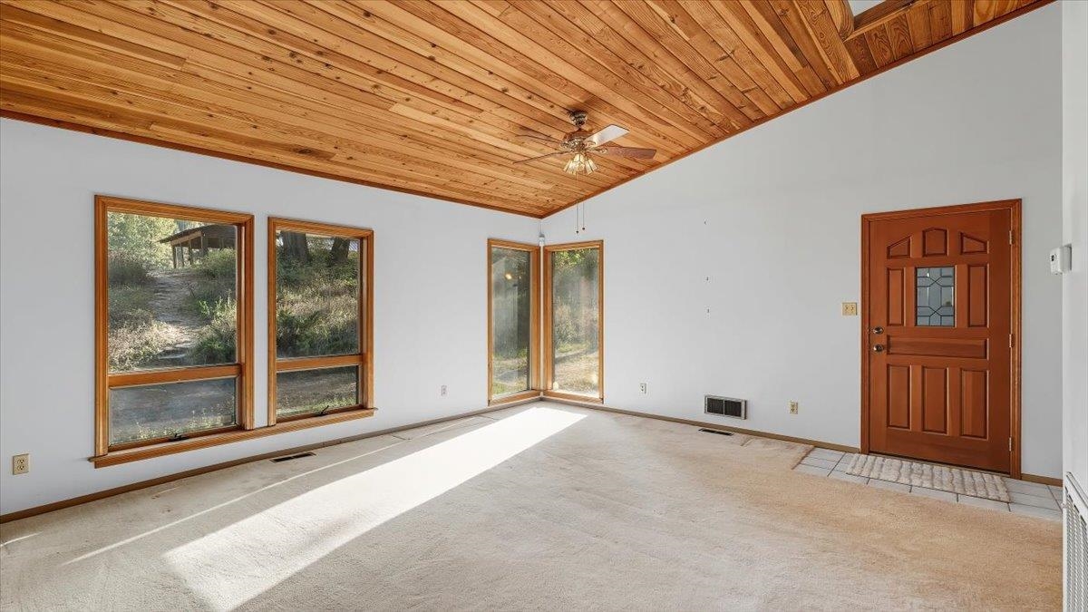42604 North Hatch Road Deer Park, WA 99006 - Photo 6 of 41 Gallery Image 6