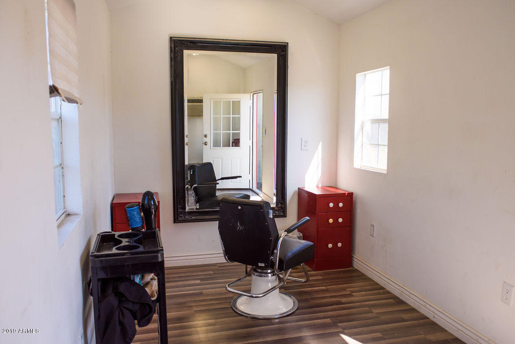 1742 West Roeser Road Phoenix, AZ 85041 - Photo 15 of 18 Workshop3