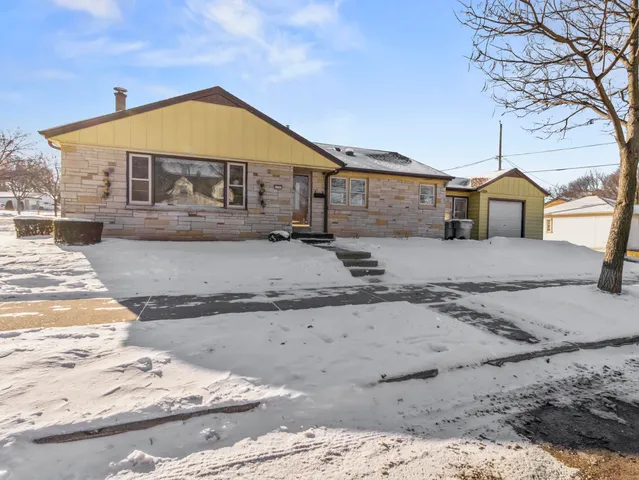 $275,000 | 5701 West Stack Drive, Milwaukee, WI 53219