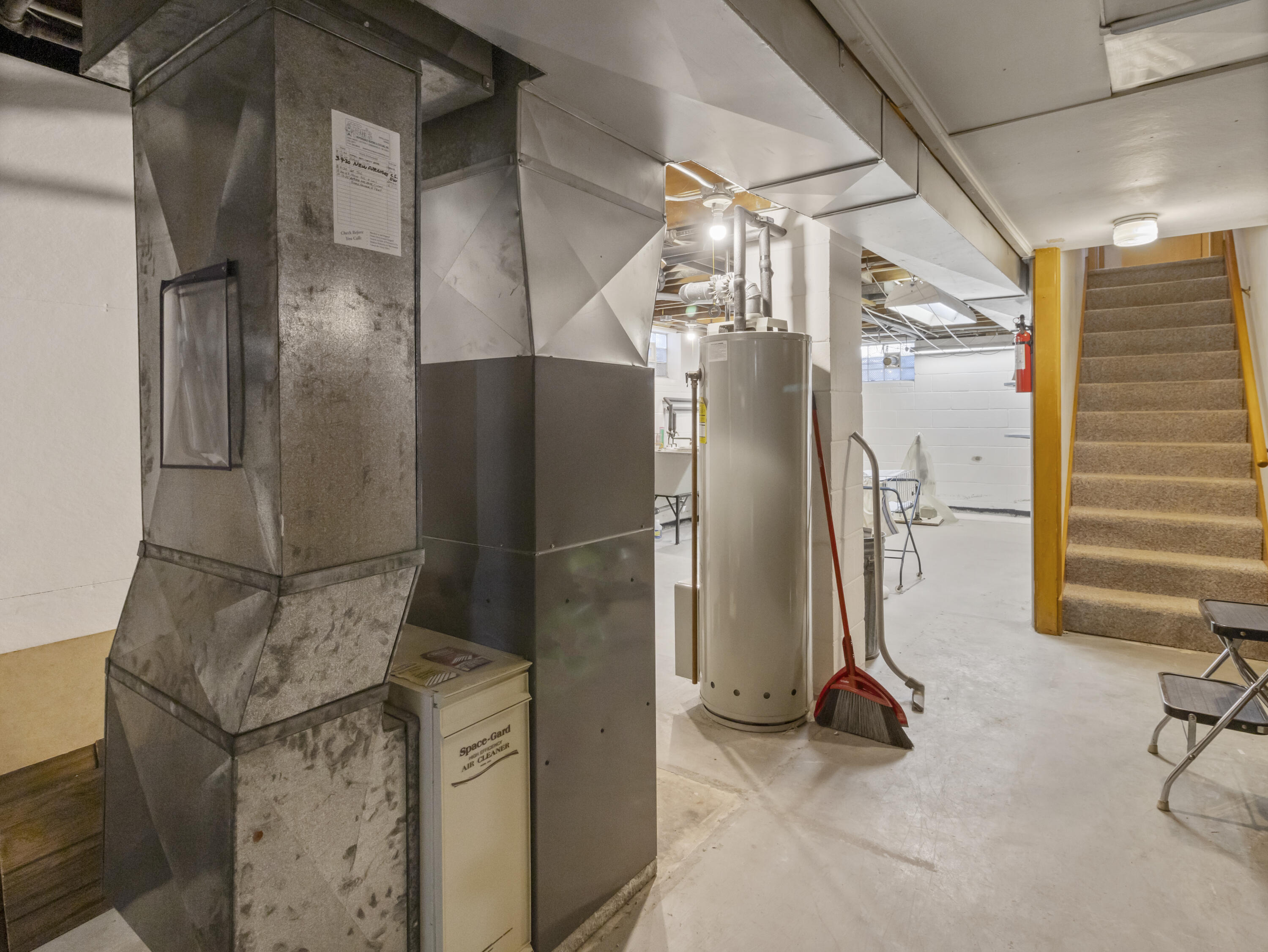 5701 West Stack Drive Milwaukee, WI 53219 - Photo 22 of 43 IMG_3145