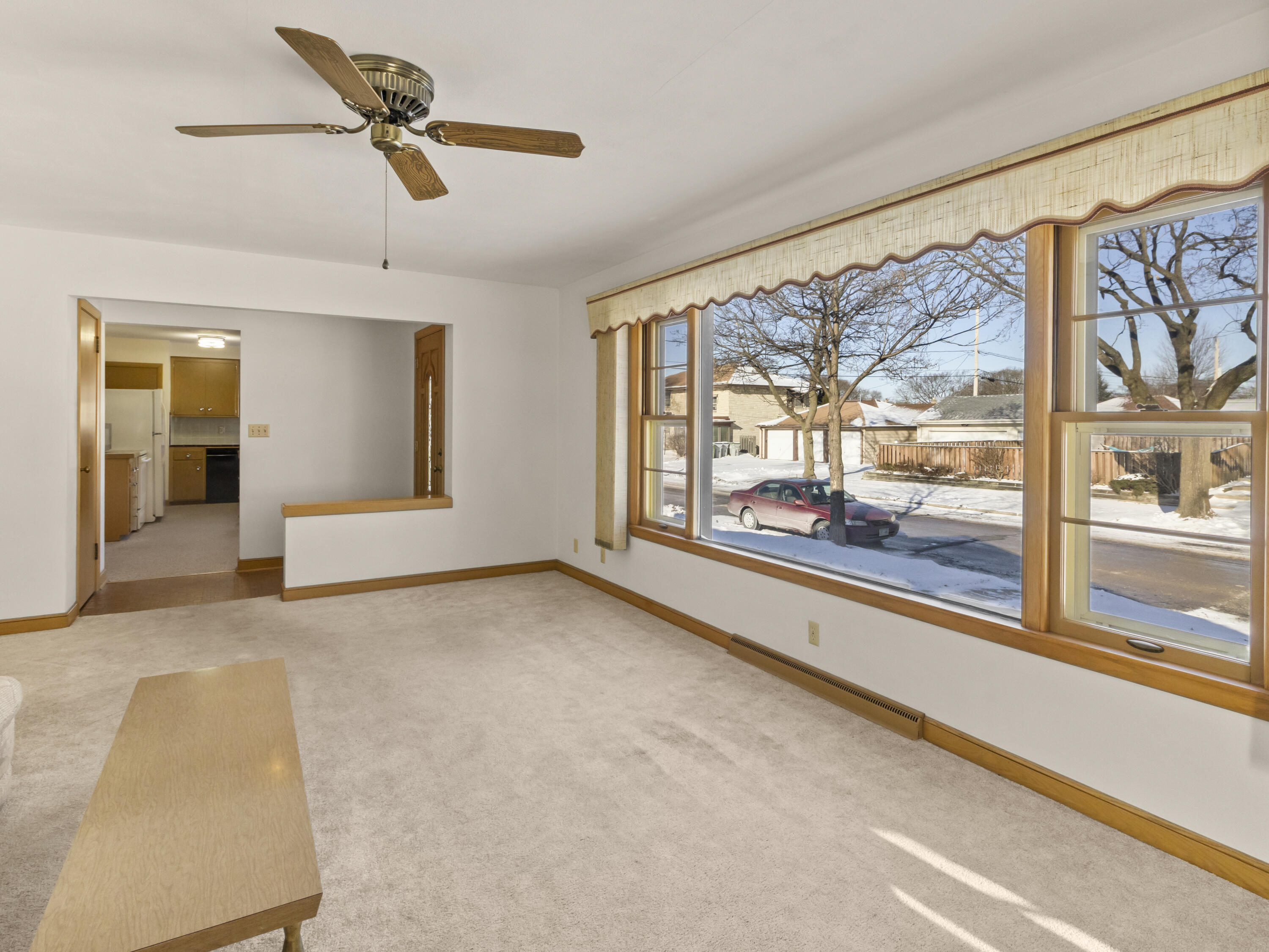 5701 West Stack Drive Milwaukee, WI 53219 - Photo 5 of 43 IMG_3087