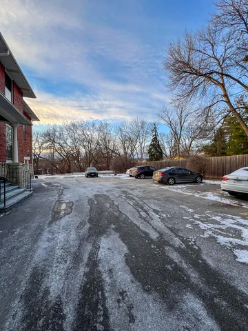 $1,350 | 4380 Central Avenue, Unit A, Western Springs, IL 60558