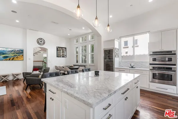 $12,650 | 5734 South Celedon Creek, Playa Vista, CA 90094