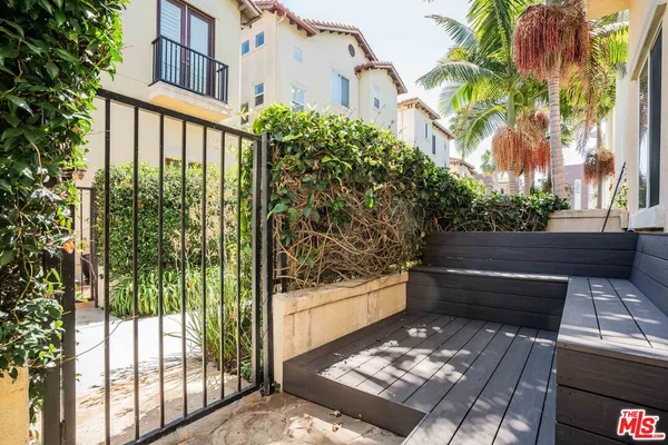 $12,650 | 5734 South Celedon Creek, Playa Vista, CA 90094
