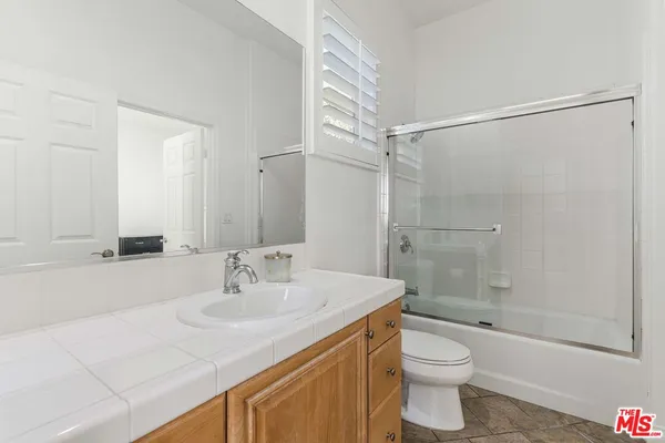 $12,650 | 5734 South Celedon Creek, Playa Vista, CA 90094