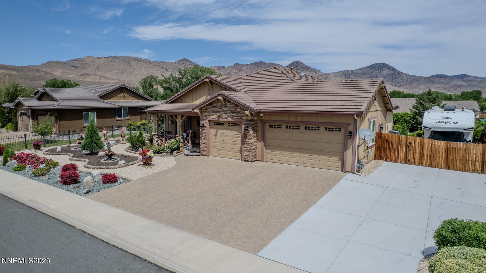 112 Eagle Brook Lane Dayton, NV 89403 - Photo 7 of 48 front view of a house with a porch and a fireplace