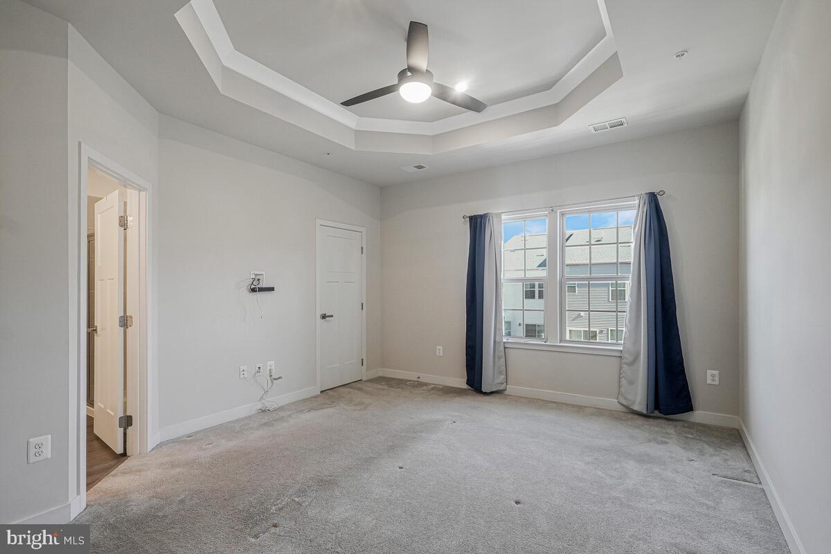 14934 Ring House Road Brandywine, MD 20613 - Photo 22 of 34 a view of an empty room with a window