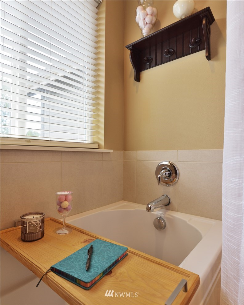 312 204th Place Southeast, Unit 15 Bothell, WA 98012 - Photo 16 of 23 Gallery Image 16