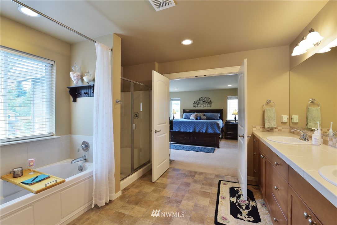 312 204th Place Southeast, Unit 15 Bothell, WA 98012 - Photo 17 of 23 Gallery Image 17