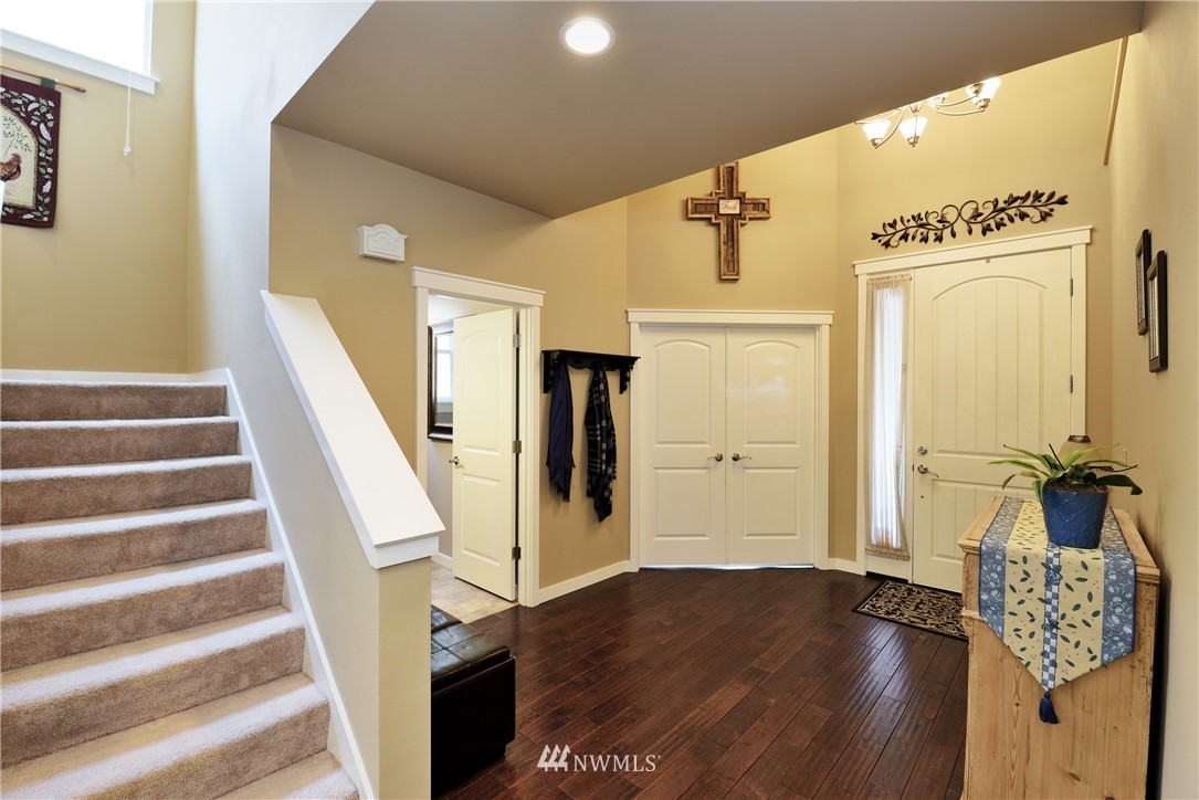 312 204th Place Southeast, Unit 15 Bothell, WA 98012 - Photo 8 of 23 Gallery Image 8