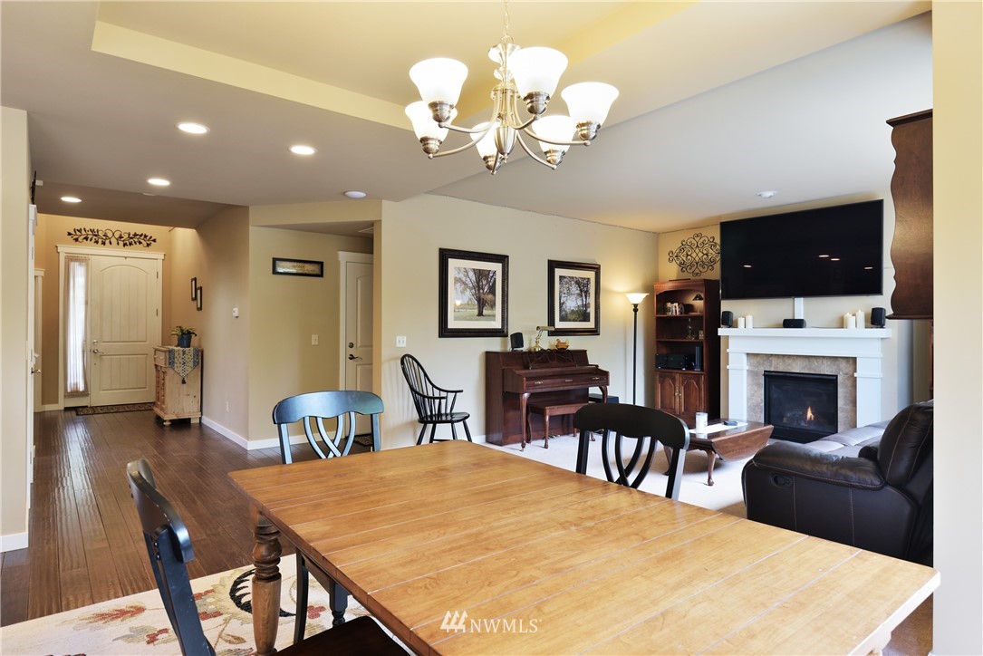 312 204th Place Southeast, Unit 15 Bothell, WA 98012 - Photo 9 of 23 Gallery Image 9