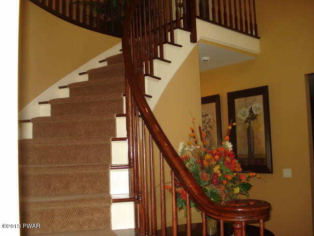 113 Sawkill Road Milford, PA 18337 - Photo 5 of 65 Gallery Image 5