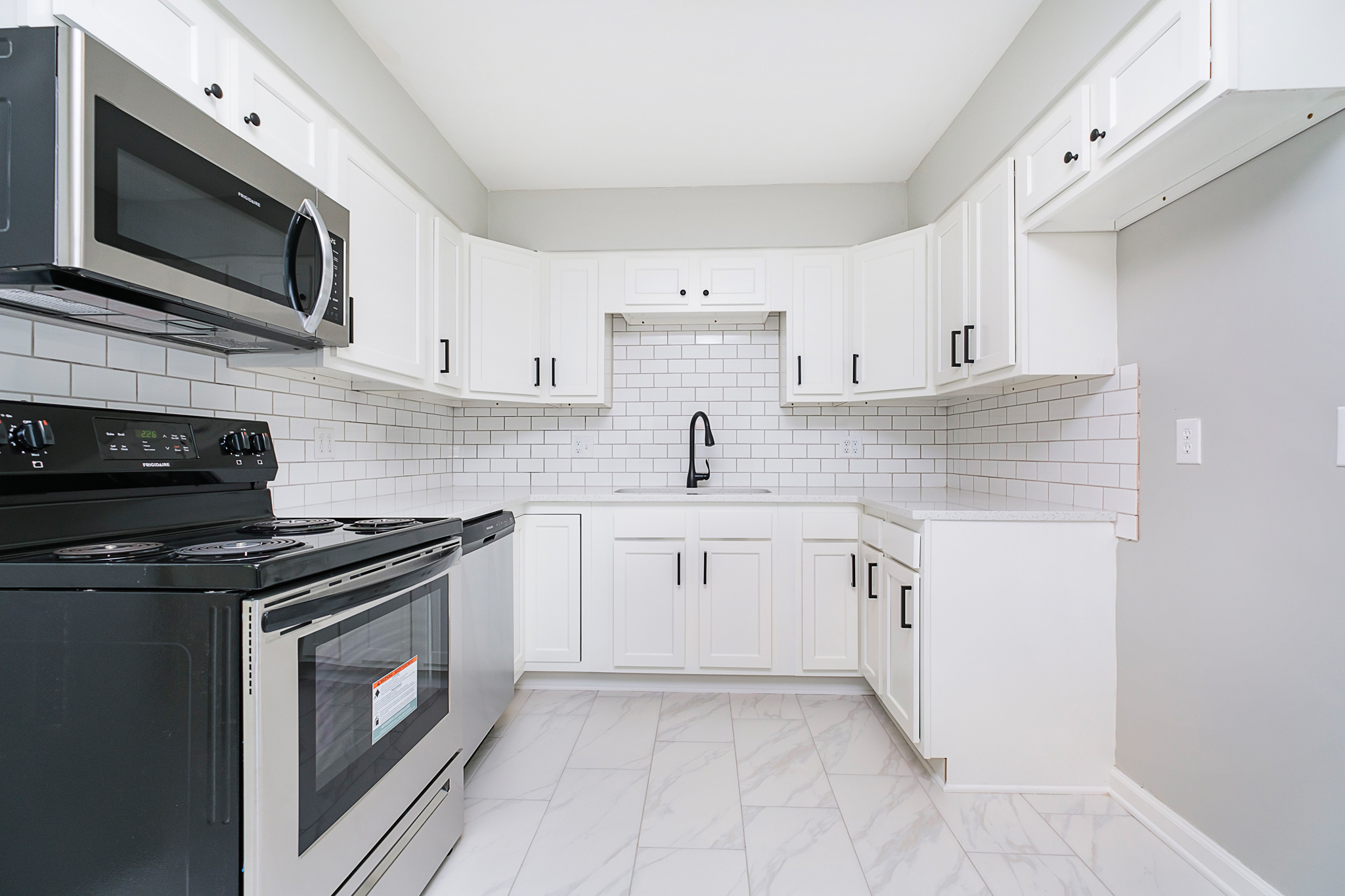 5708 North Rural Street Indianapolis, IN 46220 - Photo 12 of 29