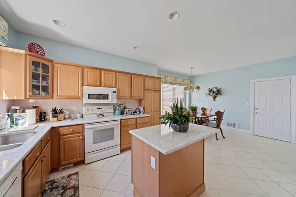 $949,900 | 7 Donovan Farm Way, Unit 7, Norwell, MA 02061