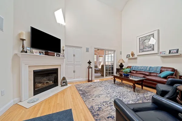 $949,900 | 7 Donovan Farm Way, Unit 7, Norwell, MA 02061