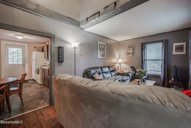 $289,000 | 122 Sandisfield Road, Sandisfield, MA 01255