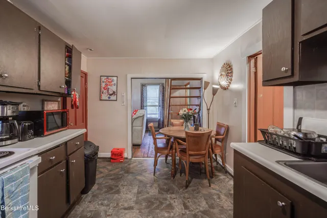 $289,000 | 122 Sandisfield Road, Sandisfield, MA 01255