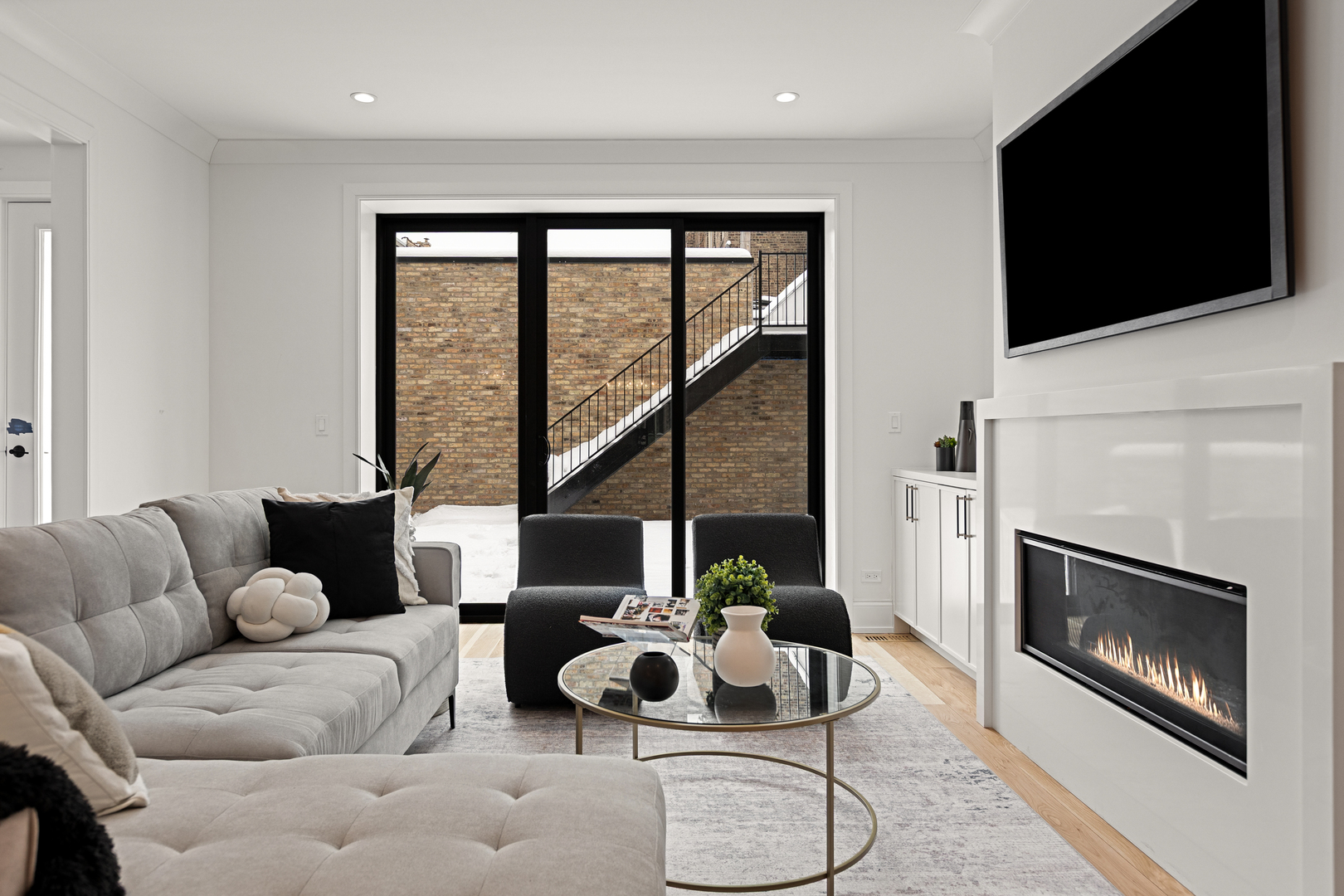 3711 North Magnolia Avenue Chicago, IL 60613 - Photo 12 of 64