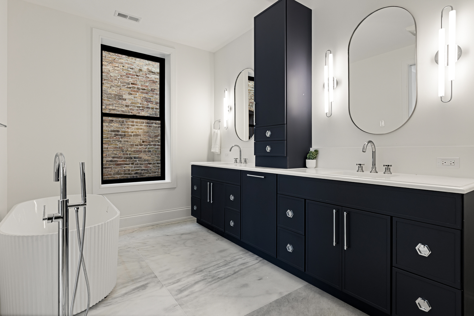 3711 North Magnolia Avenue Chicago, IL 60613 - Photo 23 of 64