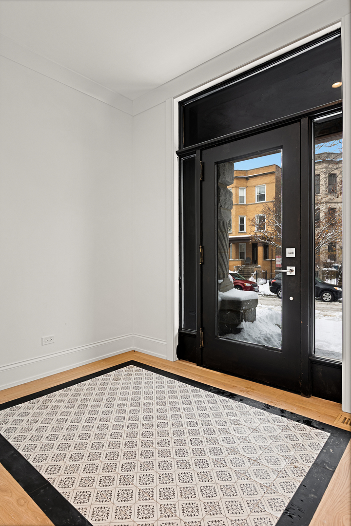 3711 North Magnolia Avenue Chicago, IL 60613 - Photo 57 of 64