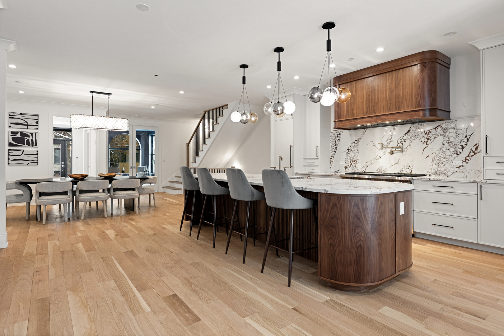 3711 North Magnolia Avenue Chicago, IL 60613 - Photo 7 of 64