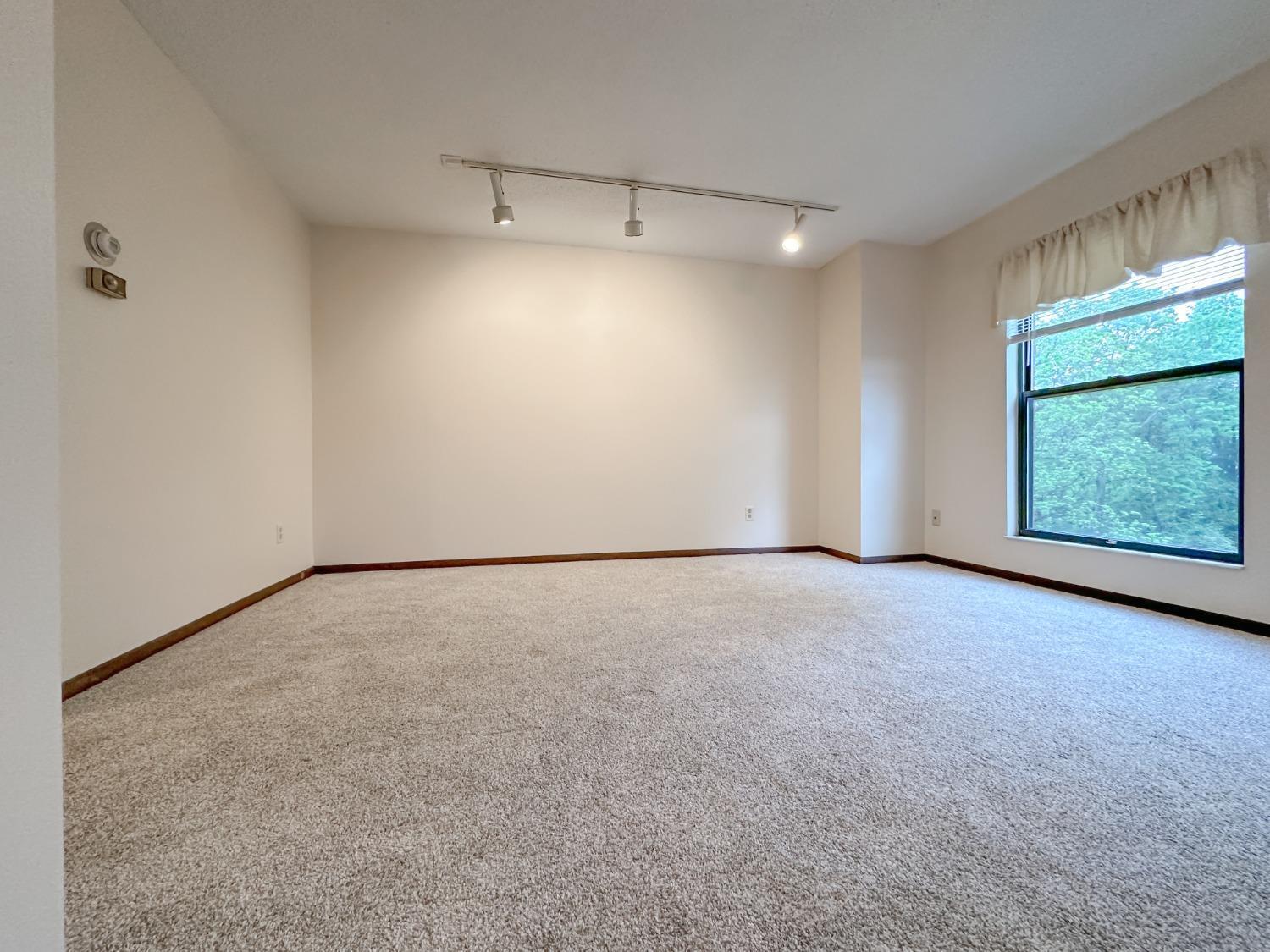 3313 North Bend Road, Unit H Cincinnati, OH 45239 - Photo 8 of 27
